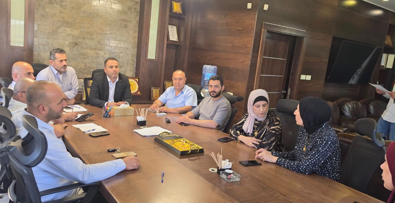 بلدية الشيوخ تناقش خطة التدخل لتعزيز شمولية البلدية.